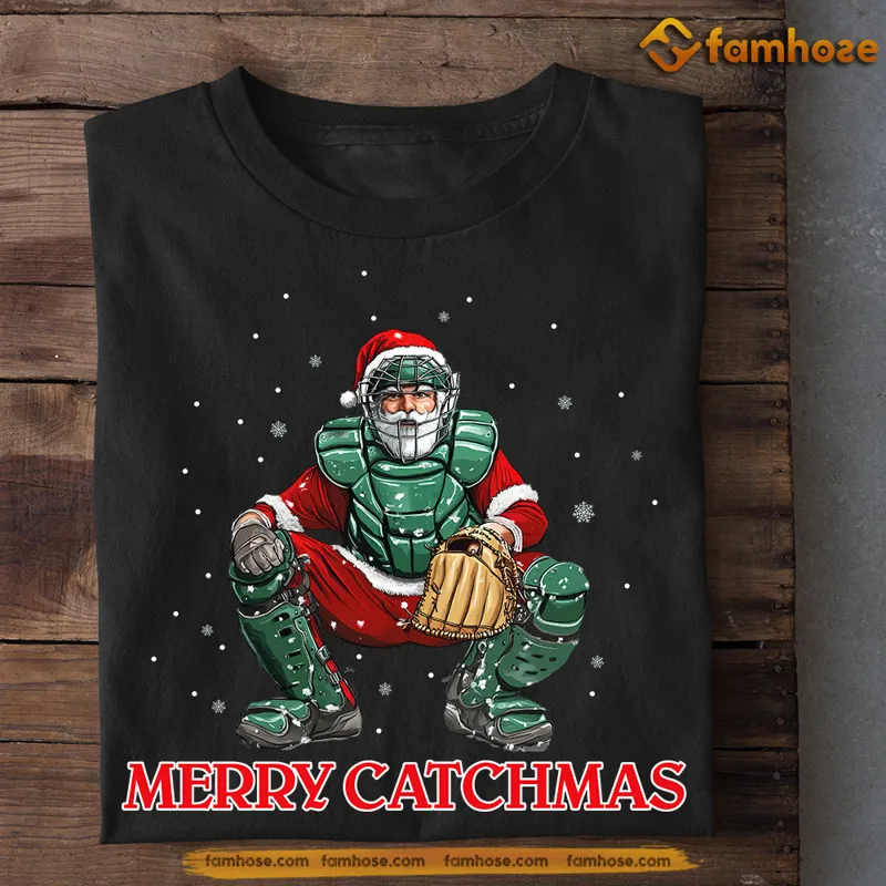 Funny Christmas Soccer T-shirt Merry Kickmas Xmas Gift For Soccer Lovers